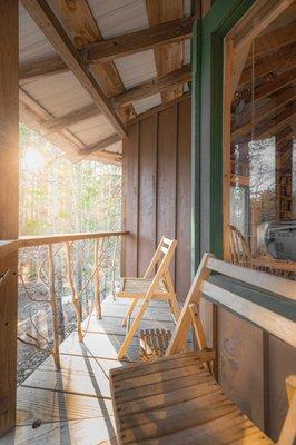 Morning coffee on the deck of the Magical Treehouse anyone?