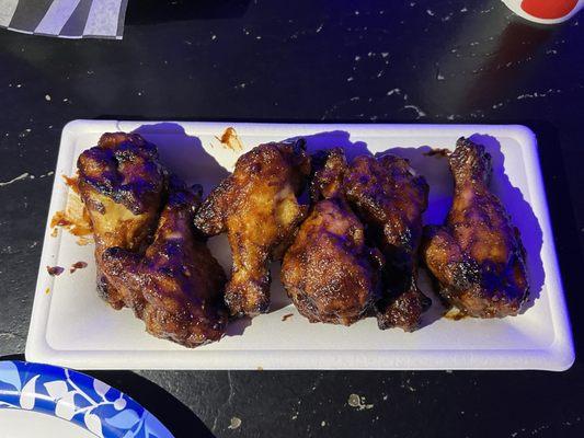 Uncle Lou's Chicken Wings