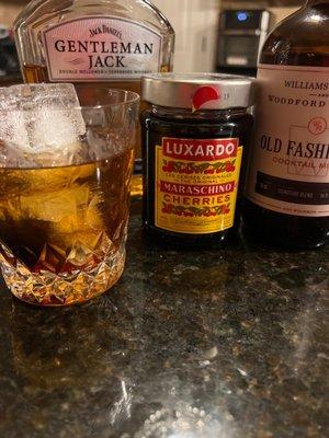 A perfect Christmas Eve cocktail! Cheers!