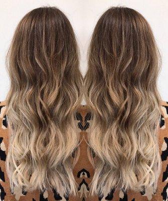 Blonde ombré balayage bombshell