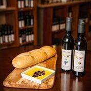 Tasty Olive Oils and Balsamics perfect for dipping!