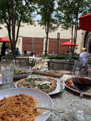 Capellini Linguini Pomodoro.