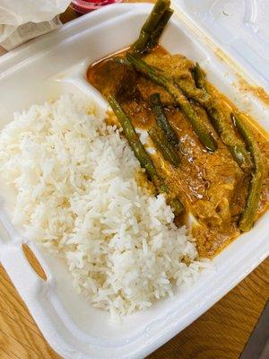 Beef kare-kare with rice (lunch special, one entree with rice)