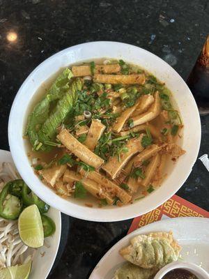 vegetarian egg noodles with tofu