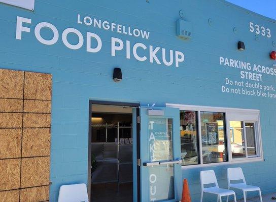 Moonbowls is located in the Longfellow Food Pickup,  5333 Adeline St