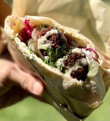 Falafel pita