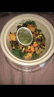 The veggie taco bowl wasnt that good. But, if u want to try it & save $15-45 off of your next order use my code: AWHI-JR9