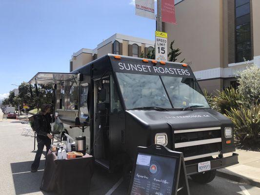 Coffee truck at Outer Sunset Farmers Market