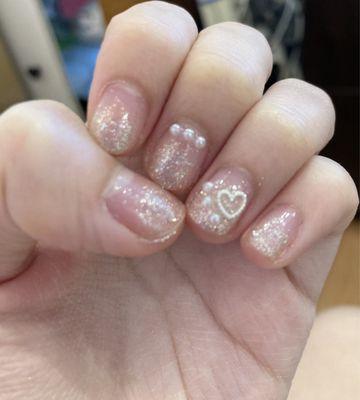 Aesthetic cute sparkly jeweled pearl and heart nails!