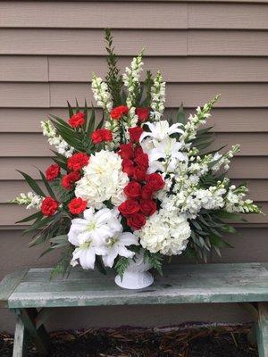 Sympathy Urn Arrangement for the Service