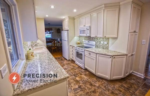 Kitchen Lighting. Canned lights and under-cabinet lighting.