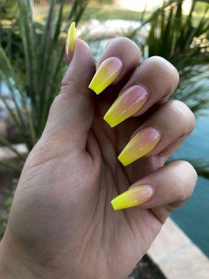 Ombre yellow and natural pink