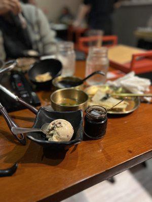 Espresso almond ice cream & grass jelly served at the end of AYCE was delicious.