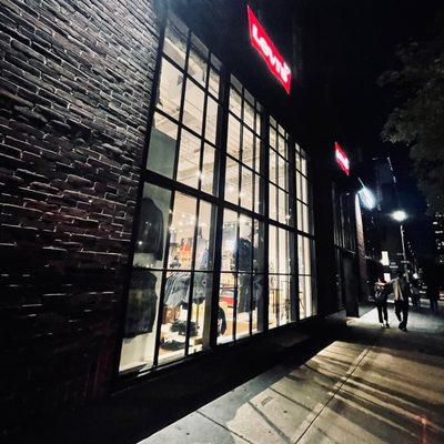 Levi's Store