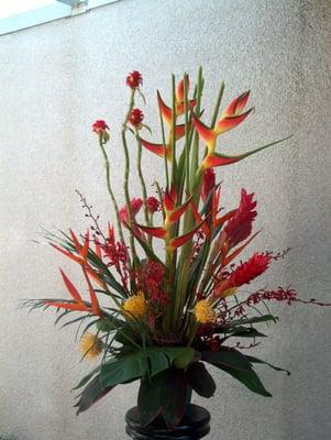 Exotic Tropical Arrangement