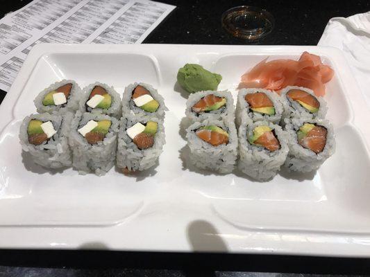 The sushi looks good!!!