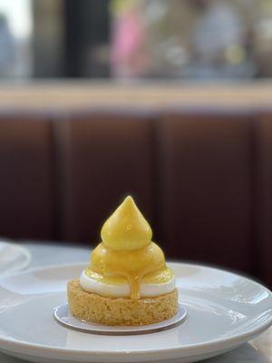 Passion fruit dessert