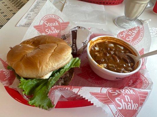 Steak burger and chili