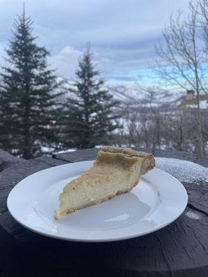 Vanilla bean sugar cream pie