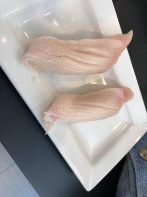 Hamachi toro nigiri