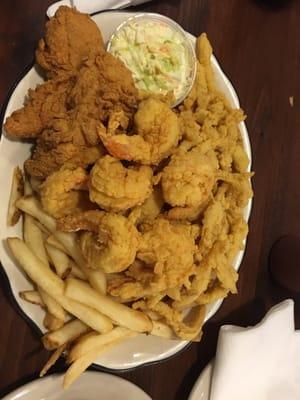 Pick 3 combo, chicken fingers, jumbo shrimp, and clam strips. Came with choice of potato, coleslaw and hush puppies.