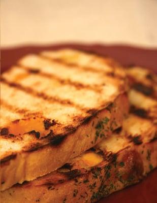 Grilled Cheddar Garlic Bread