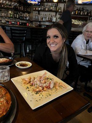 And very Friendly waitress Raquel yes Like Raquel Welch.