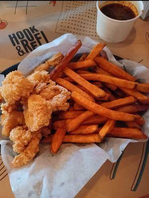 Fried shrimp and sweet potato fries