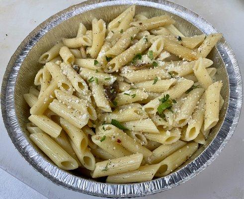 Penne with Cheese and Butter Sauce