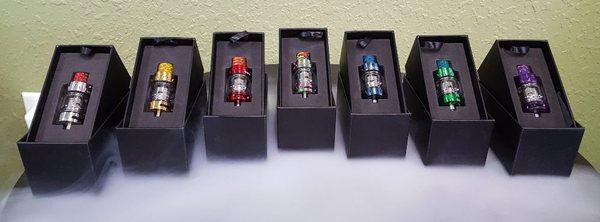 Now in stock SMOK's new Prince TFV12 Tank, in a variety of colors. They come with a Pyrex Exspasion Glass for added E-LIquid capacity.