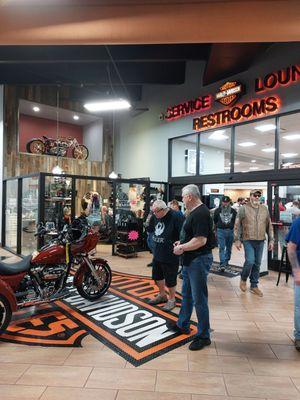 Harley's got its own barber shop, sweet!