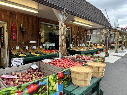 Miller's Farm Market