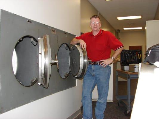 Double door opening at Cartersville bank