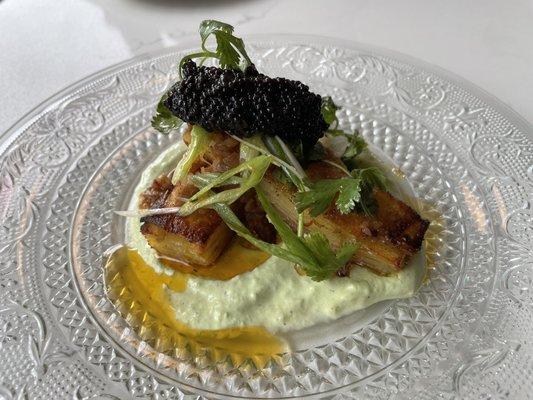 Small plate: Potatoes with caviar added