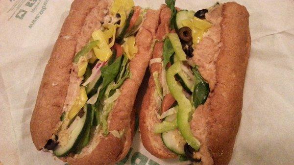 Yummy veggie-tuna sandwiches!