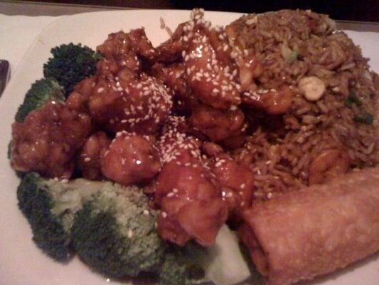 Sesame chicken combination dinner