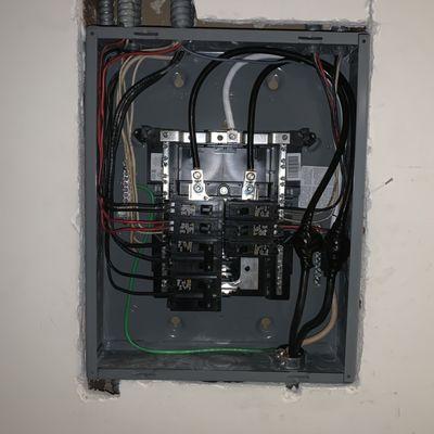 Replacing Federal Pacific Electric circuit breaker panel with new Square D panel