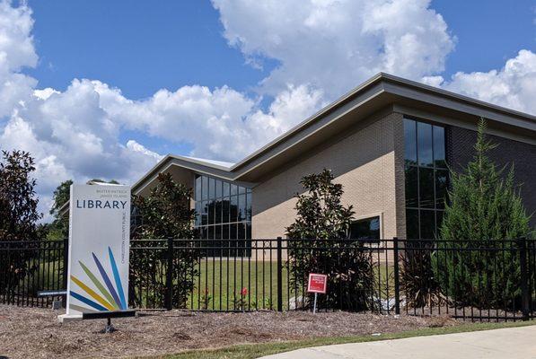 Baxter-Patrick James Island Library