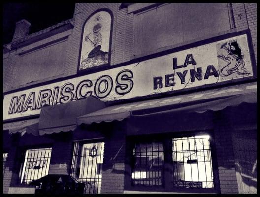 Mariscos la reyna #1