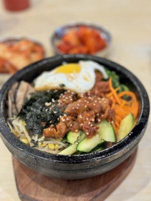 Hot stone bibimbap