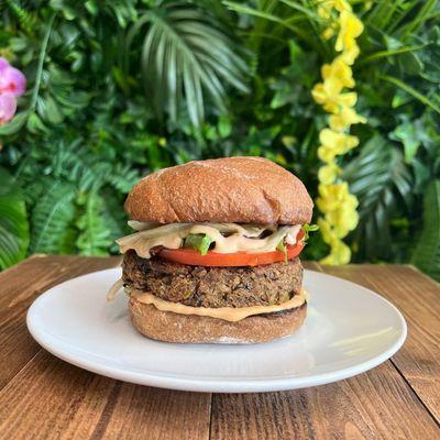 Swoll Vegan BBQ Patty, w/ Lettuce, Tomatoes
Onions, Ketchup, Bar-B Que Sauce, on a Lightly Toasted Bun