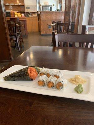 Hand roll and sushi roll