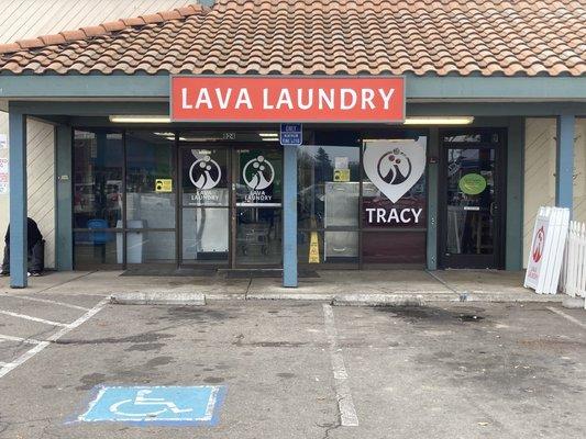 Lava Laundry - Tracy