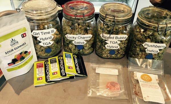 Thurday Specials 8/11/2016 Flower: All BLUE Dots!! Concentrate:Proper$20/g($25 Rec) Medibles:Wana Gummies $8 Rec:Karma Treats$2 off