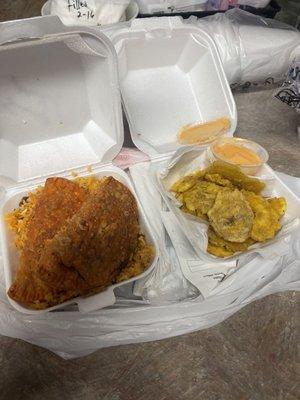 Beef and chicken 2 Empanadas w/rice & beans and Tostones with Dipping sauce. Excellent food! Tastes as if I bought it from Tha Bronx