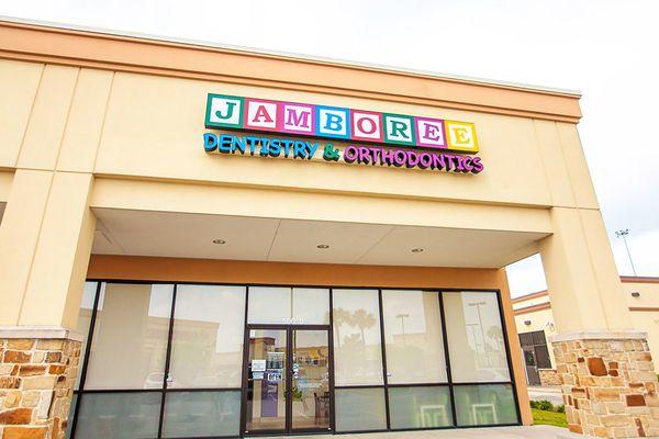 Jamboree Dentistry in north Houston.