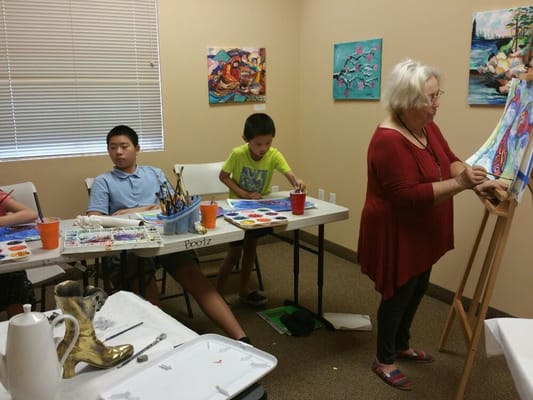 Linda Zolet teaches Elementary Drawing and Painting on Saturdays. Please contact us at www.bootzculturalartscenter.com to register.