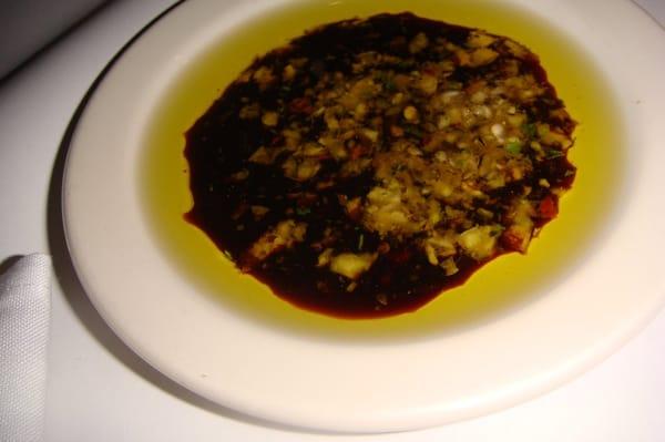 minced garlic with balsamic vinegar & olive oil