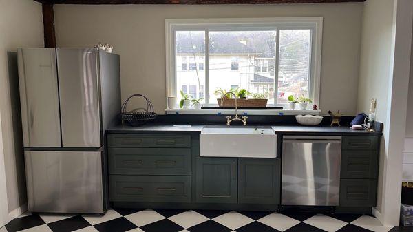 Kitchen cabinets installation