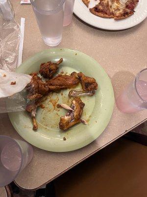 My unappetizing hot 8 piece chicken wings.